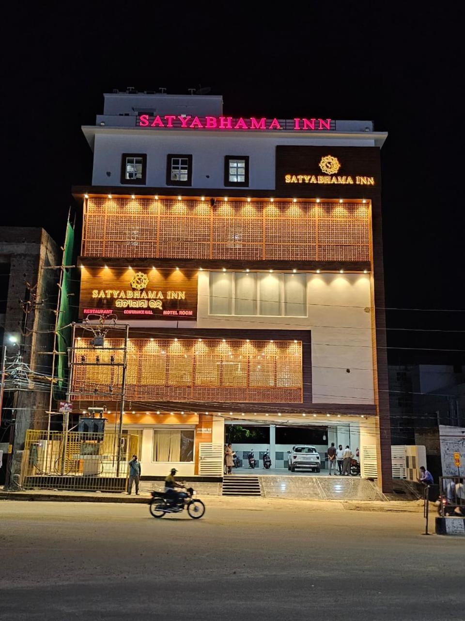 Satyabhama Inn Pathara Ngoại thất bức ảnh